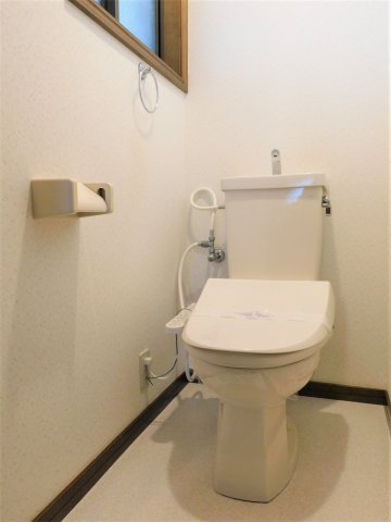 トイレ　別の部屋写真です