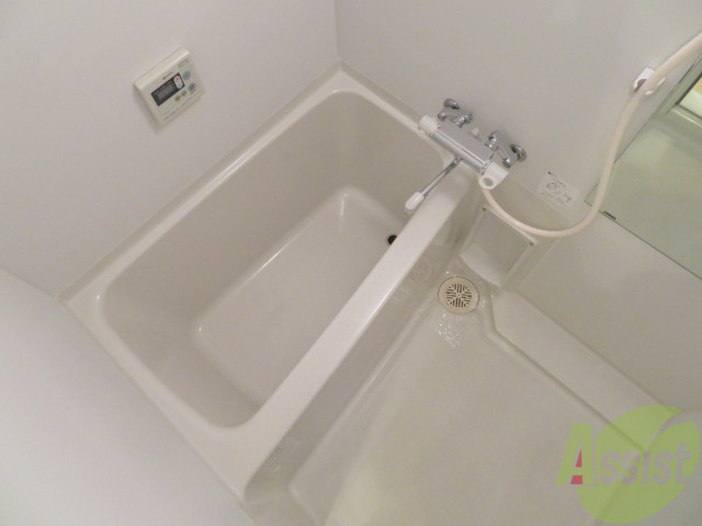 バス・シャワールーム　たまには湯舟にゆっくり浸かるバスタイムもイイですよ。