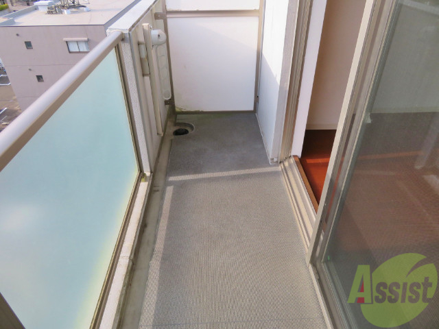 バルコニー　お洗濯物がお外に干せるのは嬉しいですね～。