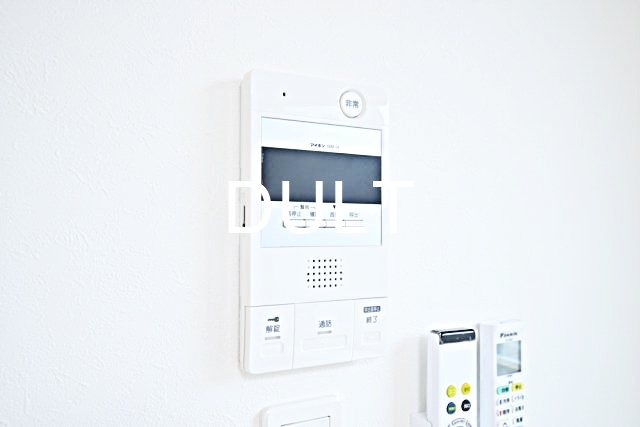 セキュリティ　モニター付きインターホンです。