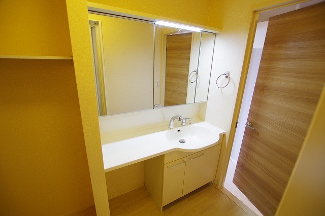 洗面設備　※別号室の写真使用中