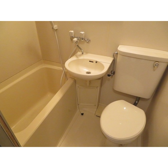 バス・シャワールーム　バス