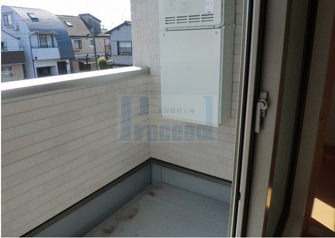 バルコニー　明るいバルコニー！