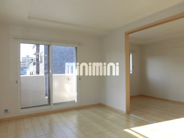 居室・リビング　リビング