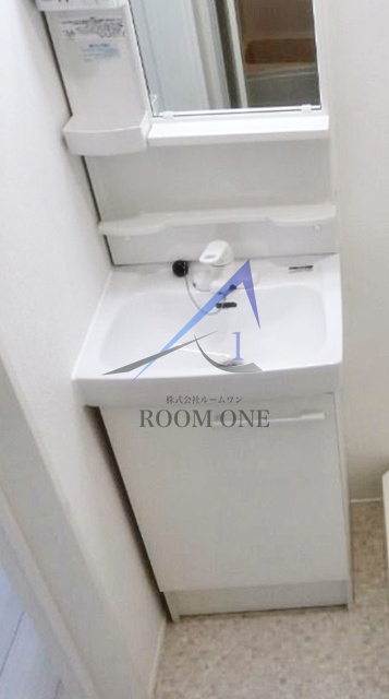 洗面設備　洗面台です。