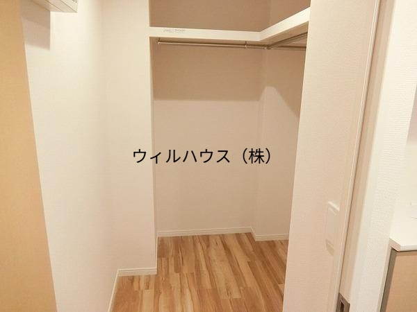 収納　ウォークインクローゼット！