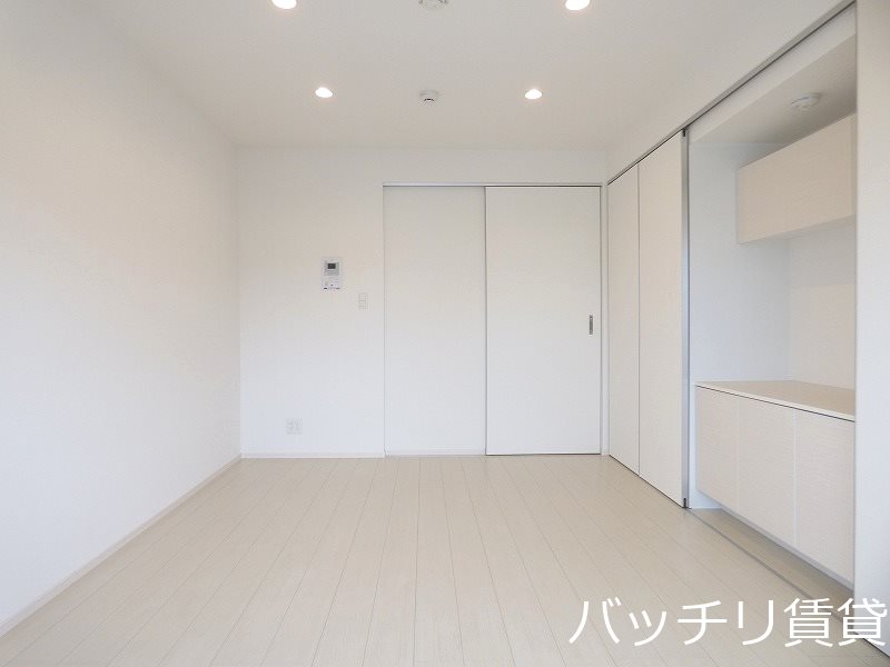 居室・リビング　同型タイプの為、現状を優先致します。