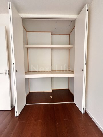 収納　フラットパーシモ