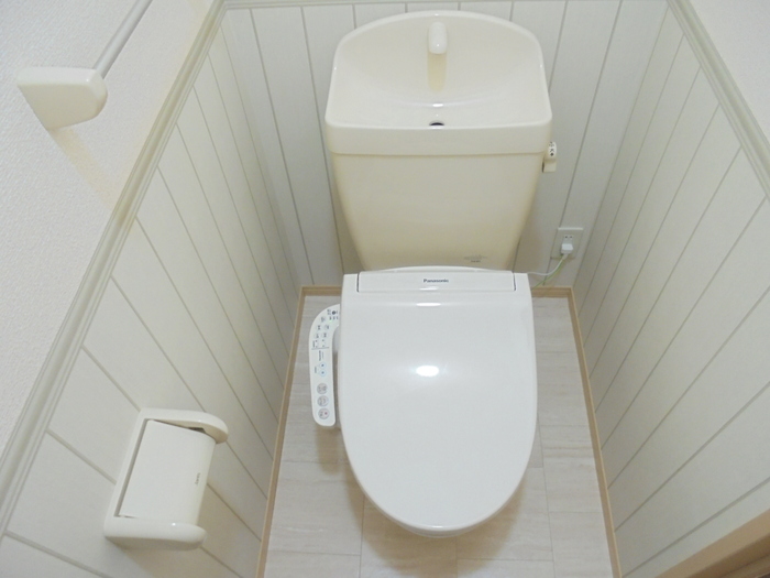 トイレ　コンパクトで使いやすいトイレです