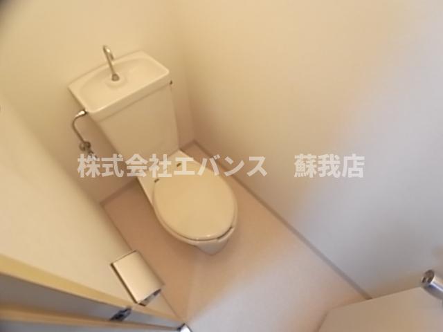 トイレ　落ち着いたトイレです