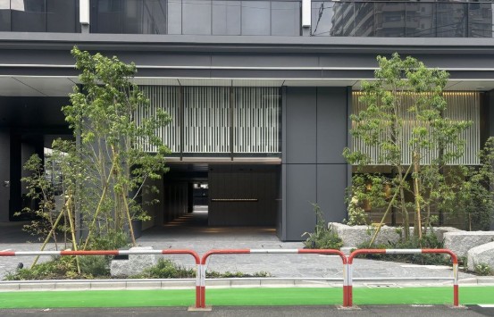 エントランス　毎日通るエントランスはこのようになっています