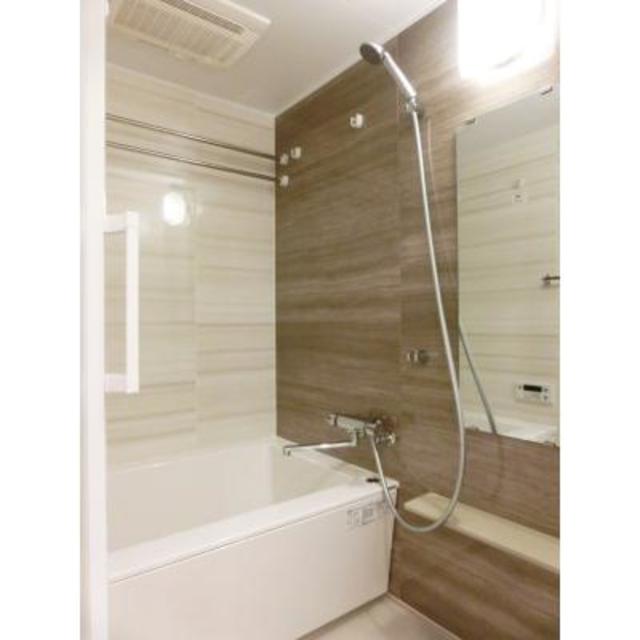 バス・シャワールーム　※写真は同タイプ住戸です。