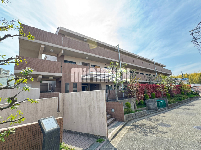 建物外観　閑静な住宅街にあるＲＣマンション