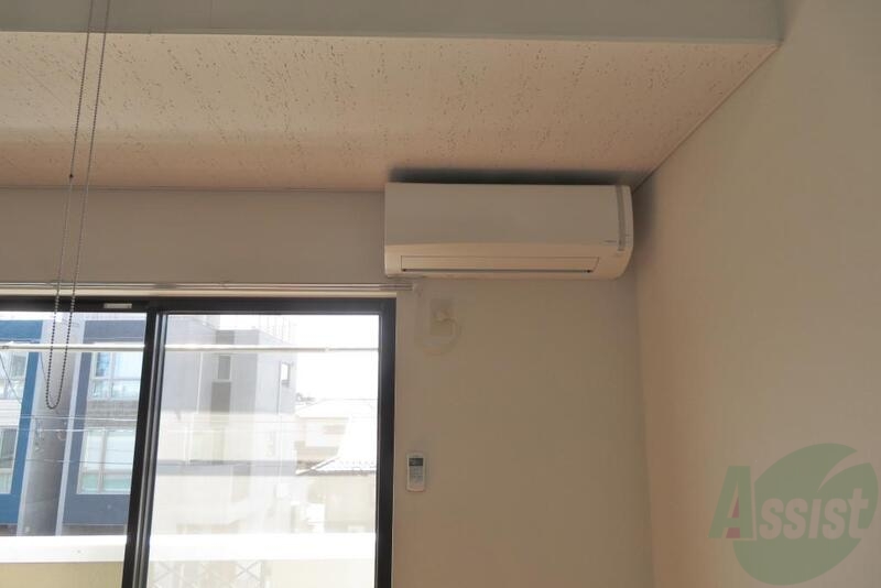 その他設備　夏や冬の相棒はこちらのエアコンです。心強いですね。
