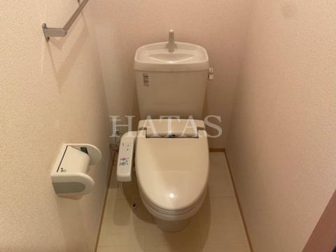 トイレ　同物件別部屋です