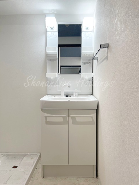 洗面設備　人気の独立洗面台付き♪