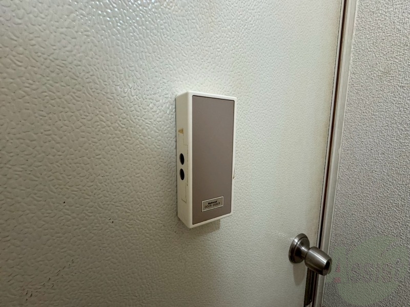 セキュリティ　来客時にはこちらのチャイムが鳴りますよ。