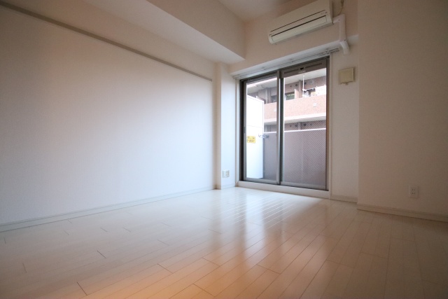 居室・リビング　※別室の参考写真の為、現況優先です。