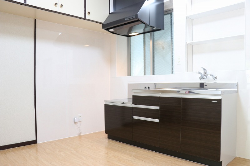 2DK Apartment in Naha, Okinawa — photo 3 of 3
