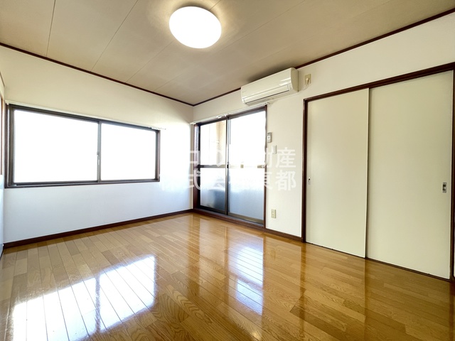 居室・リビング　明るい雰囲気で暮らしやすい！優しい質感の室内がオススメ☆