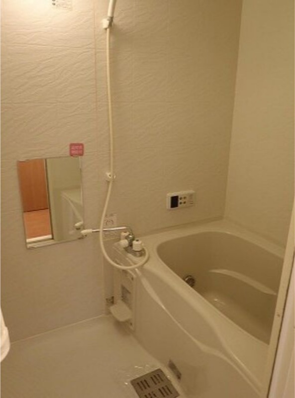 バス・シャワールーム　図面と現状に相違がある場合には現状を優先