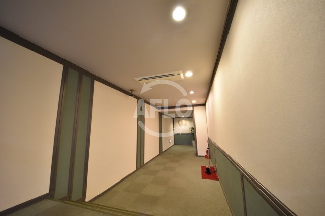 ロビー　ラクメンビル　ロビー