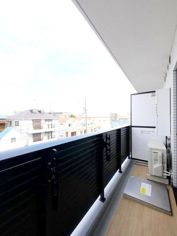 バルコニー　バルコニー