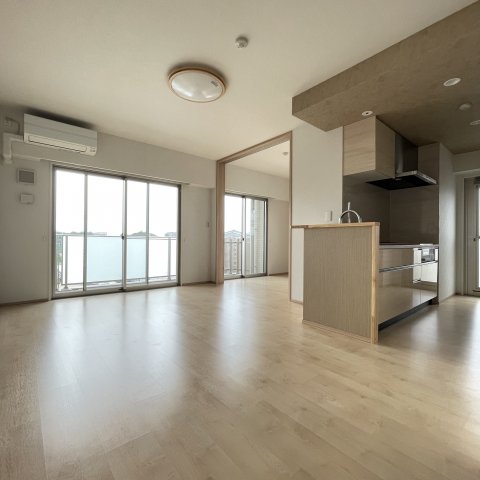 居室・リビング　同仕様タイプです