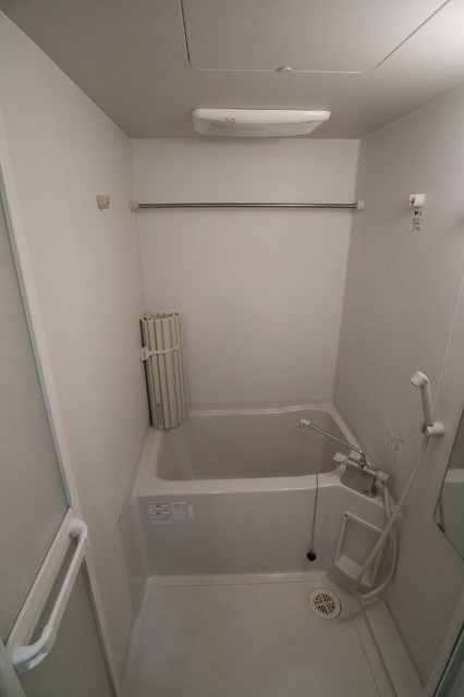 バス・シャワールーム　バスルーム