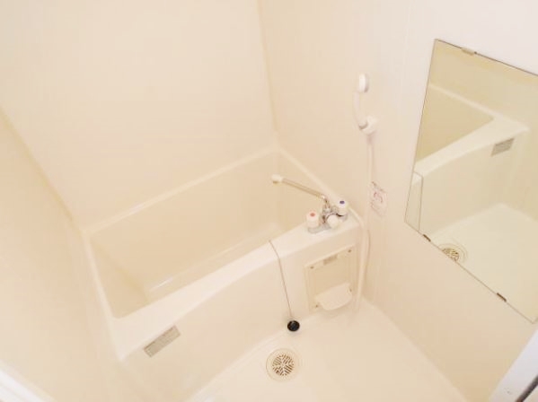 バス・シャワールーム　日々の疲れを癒すお風呂です♪