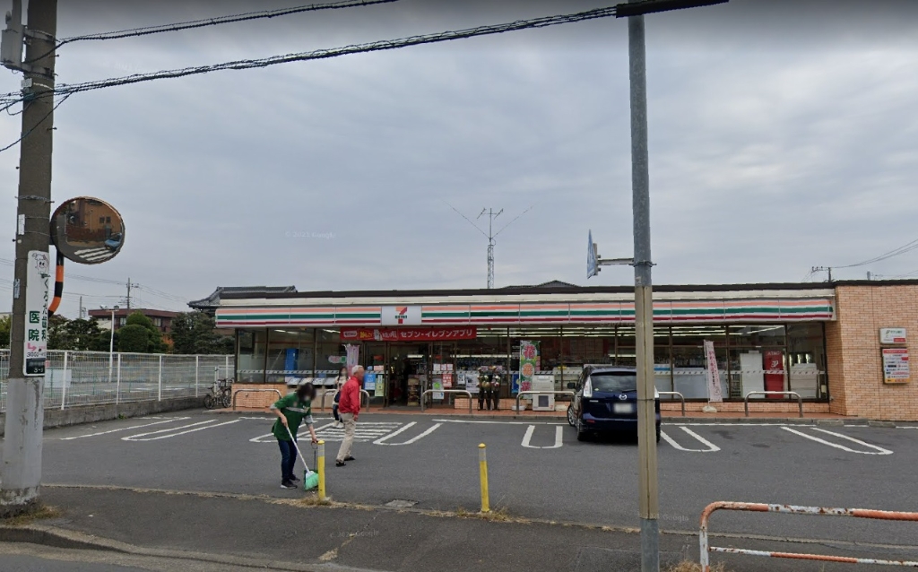 コンビニ　セブンイレブン 足立古千谷本町3丁目店（コンビニ）まで1229m