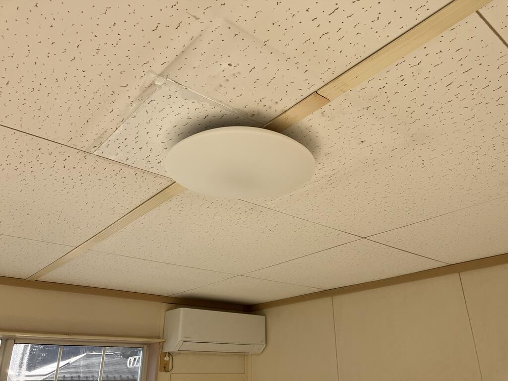 その他設備　LEDのシーリングライト。