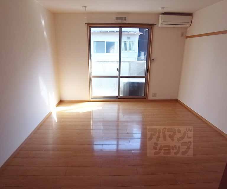 居室・リビング　洋室８帖