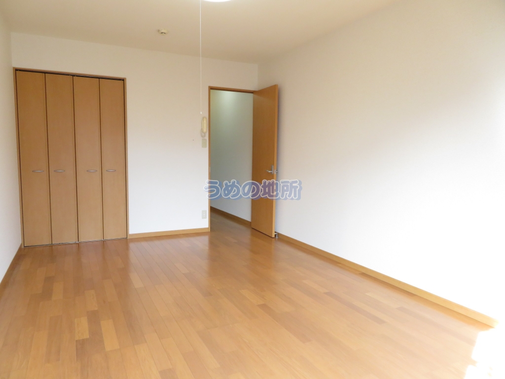 居室・リビング　洋室２