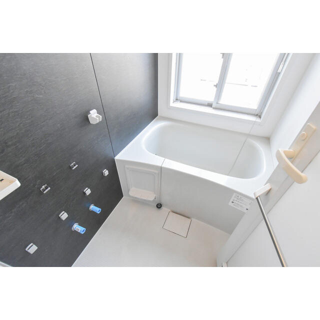 バス・シャワールーム　別タイプ部屋　参考写真です