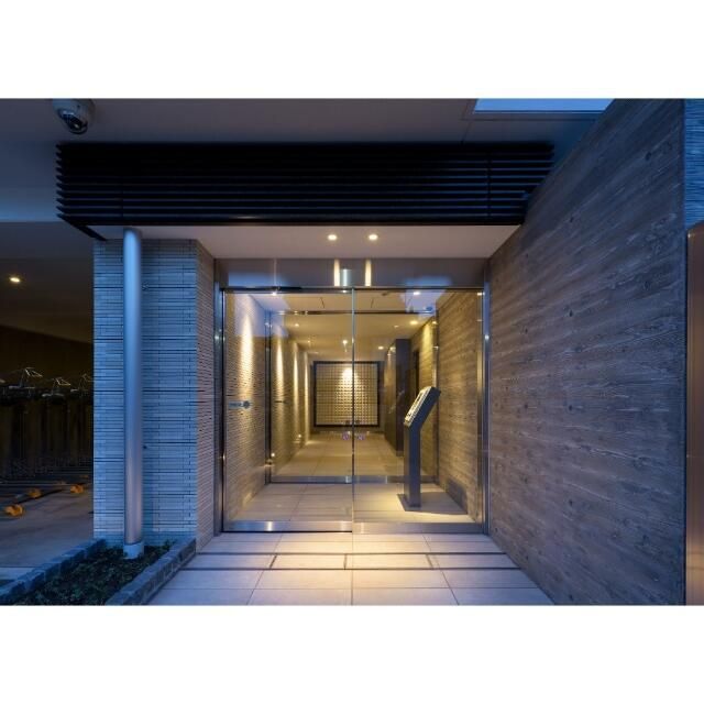 エントランス　建物の内部です