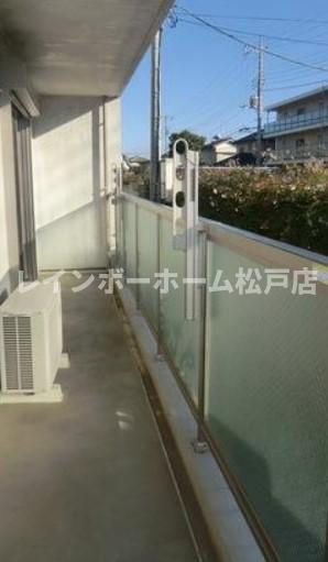 バルコニー　落ち着いた時間を過ごせるバルコニーです