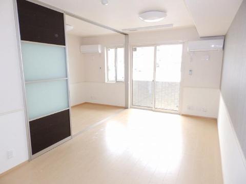 居室・リビング　リビング