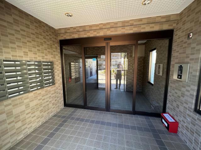 エントランス　エントランス部分