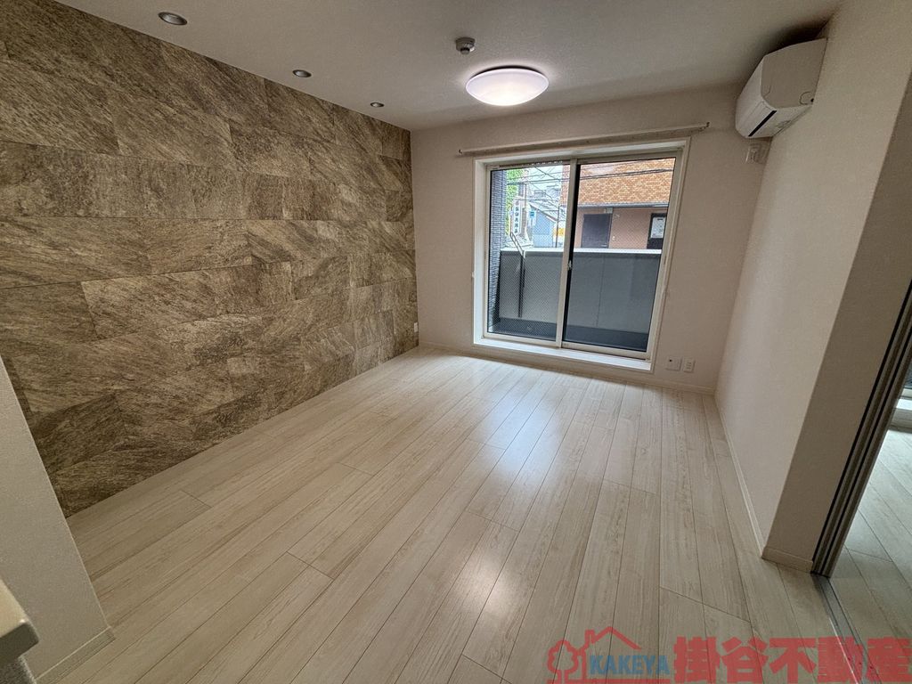 居室・リビング　※203号室参照