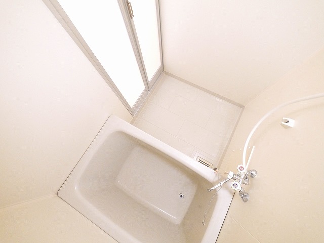 バス・シャワールーム　きれいなお風呂です
