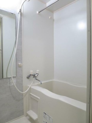 バス・シャワールーム　同タイプのお写真です