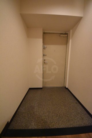 玄関　ハイシュタイン堀江　玄関