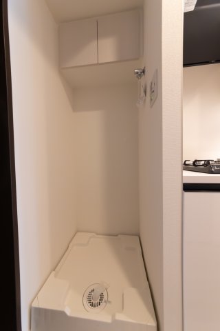 玄関　洗濯機置場　参考画像