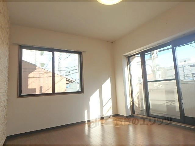 居室・リビング　洋室