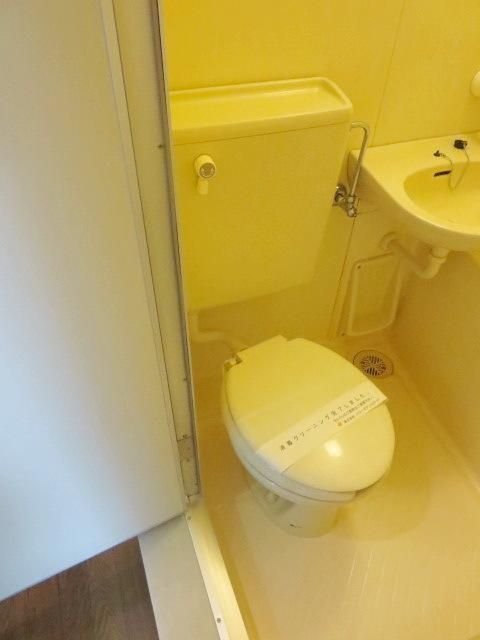 トイレ　★お部屋探しはタウンハウジング高幡不動店まで★