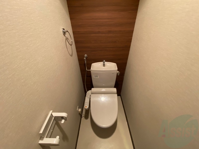 トイレ　ウォシュレット機能がついたトイレ。安心して使用できますね。