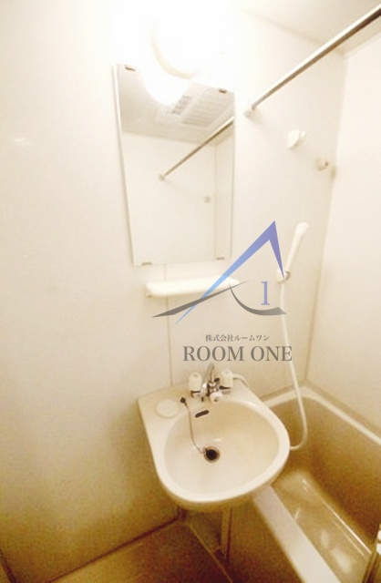 バス・シャワールーム　お風呂です。