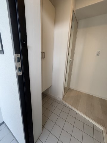 玄関　シンプルで使いやすい玄関です