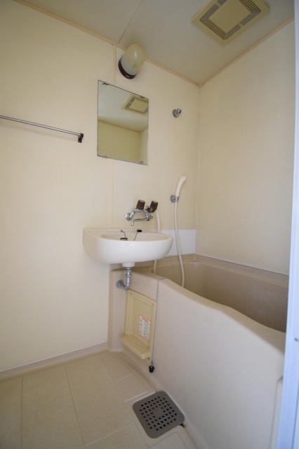 バス・シャワールーム　別号室の写真です